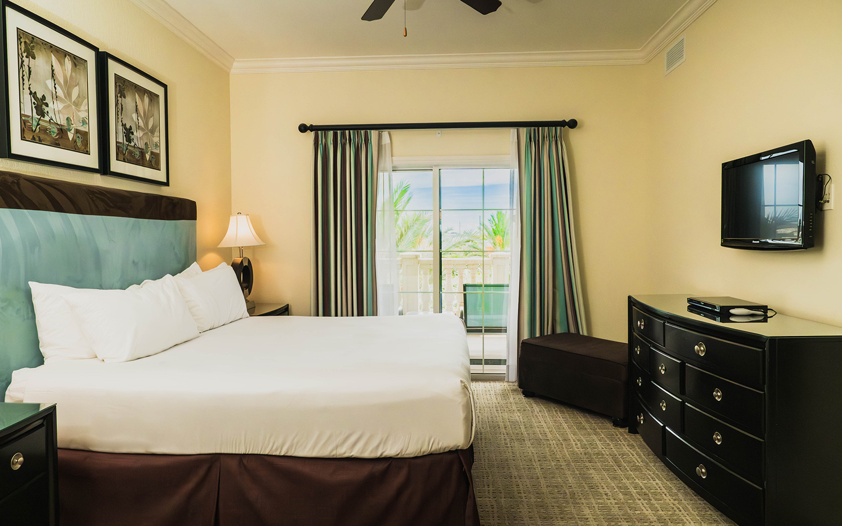 reunionresortandgolfclub-villas-superior-07-64d3f65cb79ae